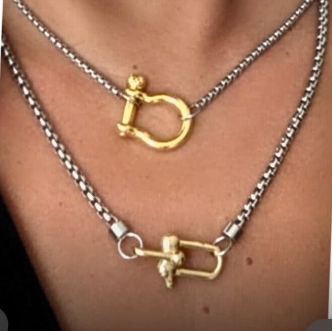 Vera Necklace