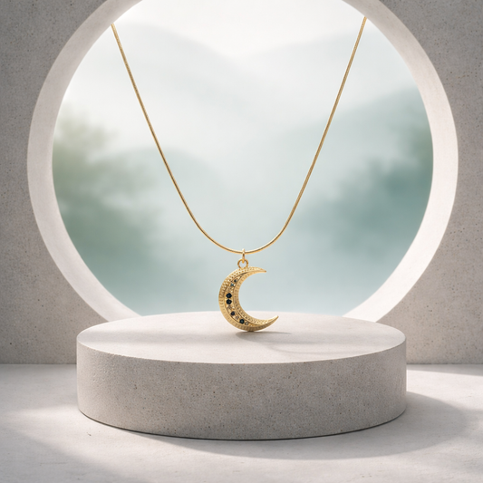 Noctis Necklace