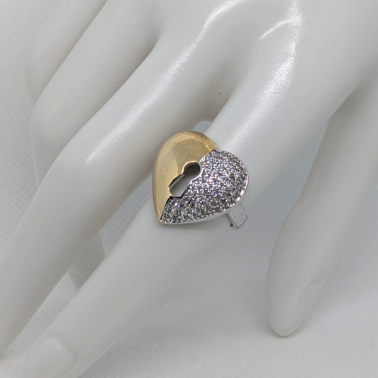 Amora Ring