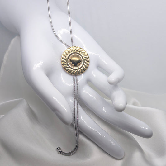 Lumé Necklace