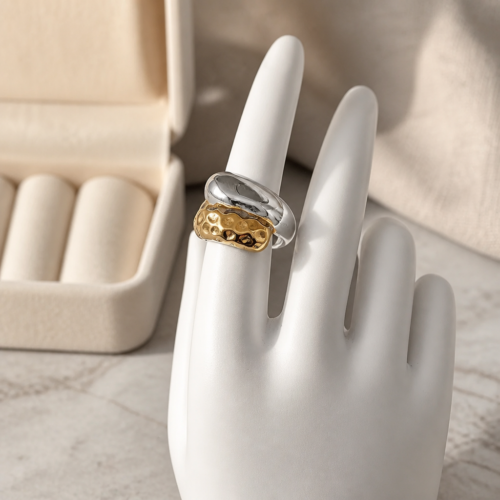 Hova Ring