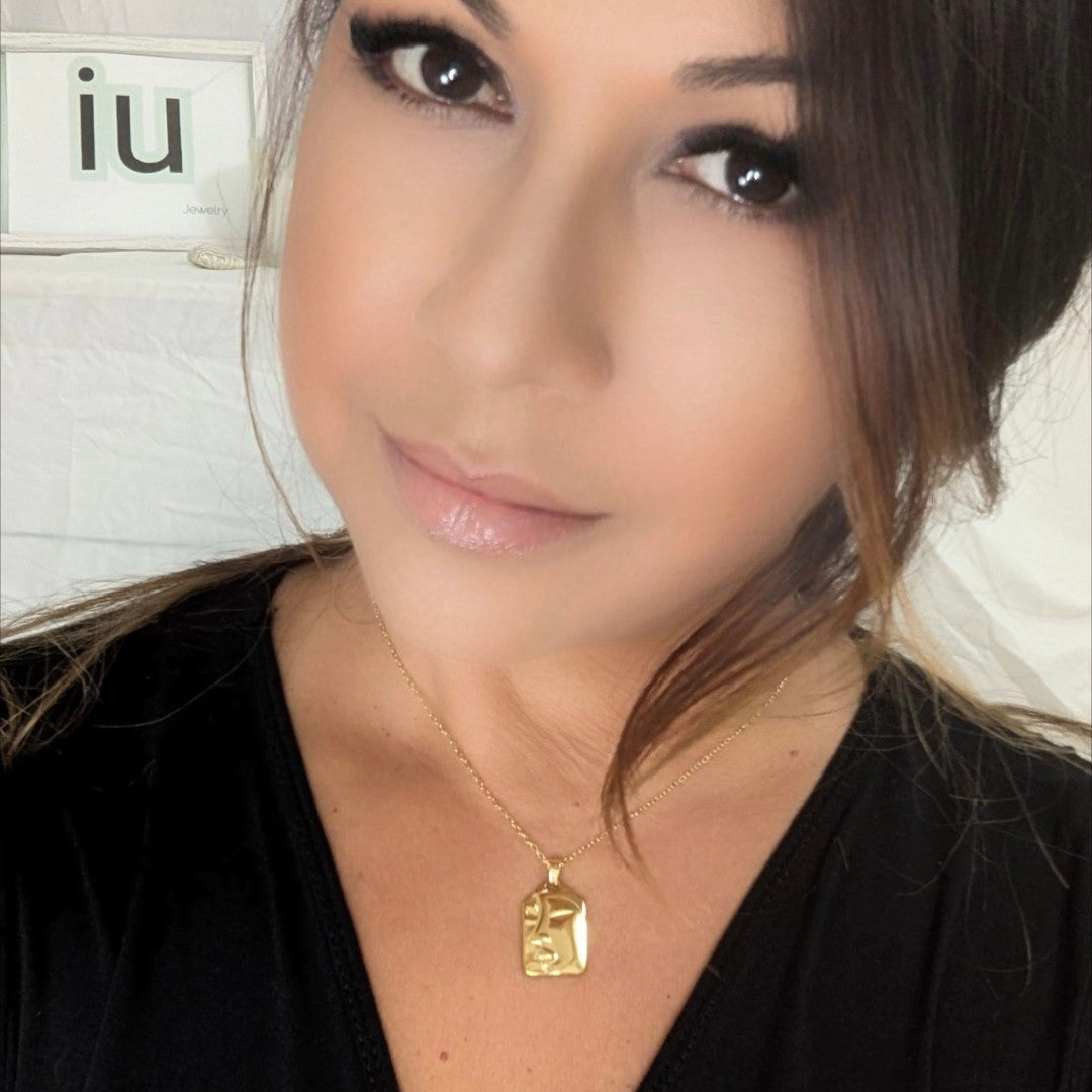Eos Necklace