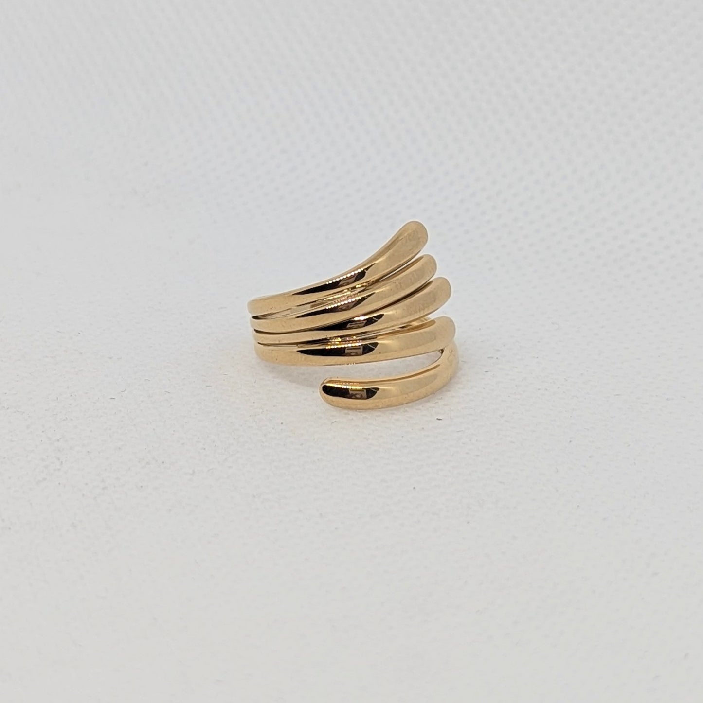 Linea Ring