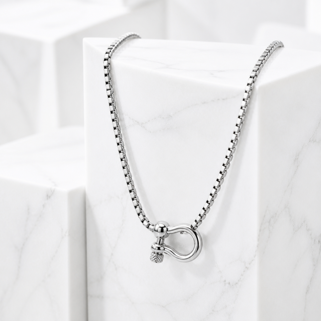 Mona Necklace