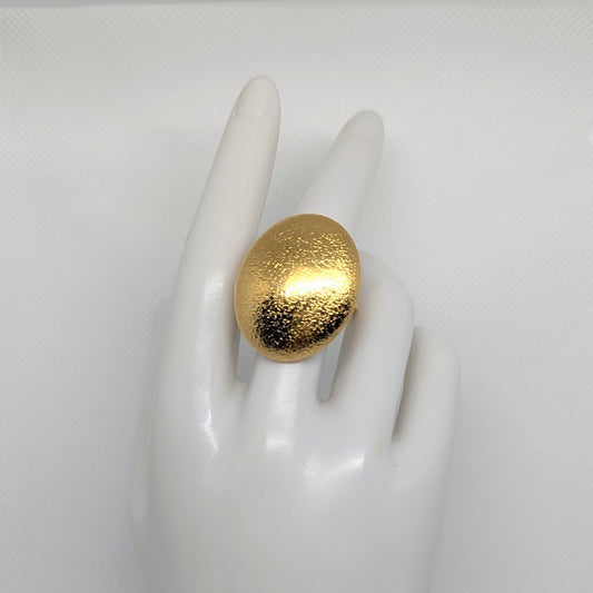 Ava Ring