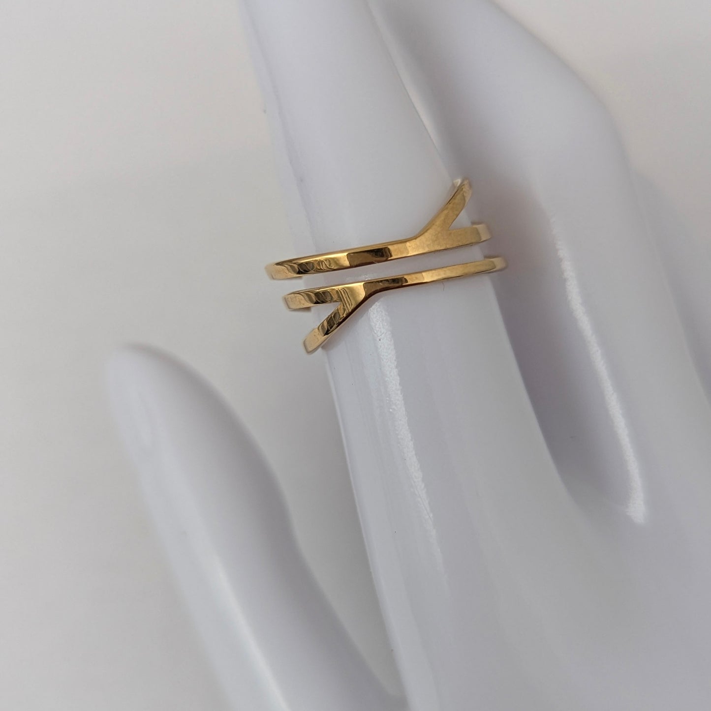 Asimetric Ring